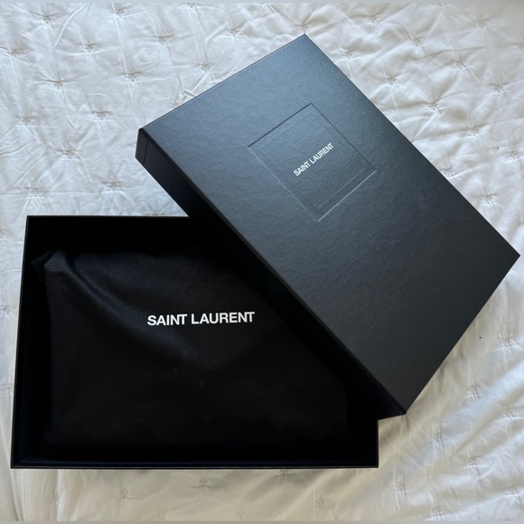 YSL Yves Saint Laurent large envelope bag black/gunmetal w/ all original pkg - Picture 6 of 10